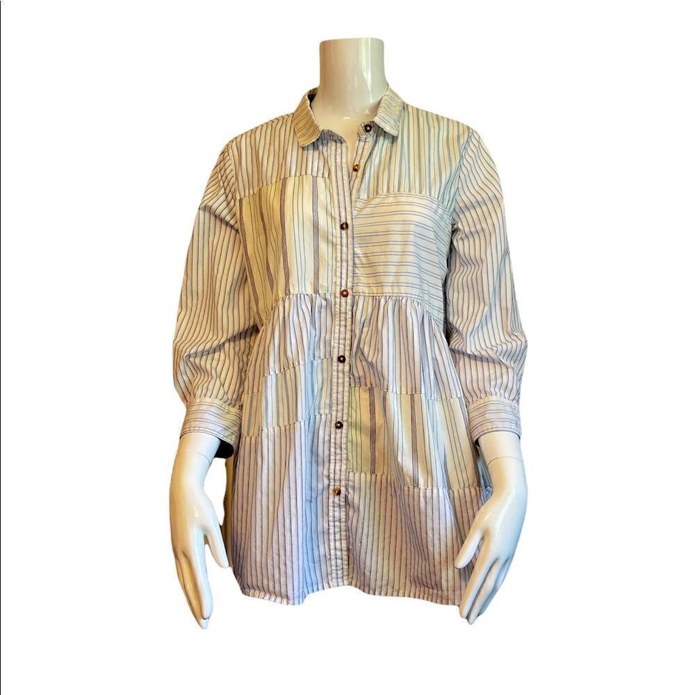 HOLDING HORSES ANTHROPOLOGIE Striped Buttons Down 3/4 Sleeves Top.Size S